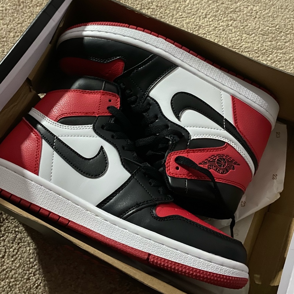 Nike Jordan 1 high top